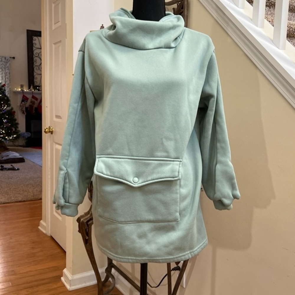 Women’s Small Cute Frog Zipper Hoodie w/ Pockets, Green